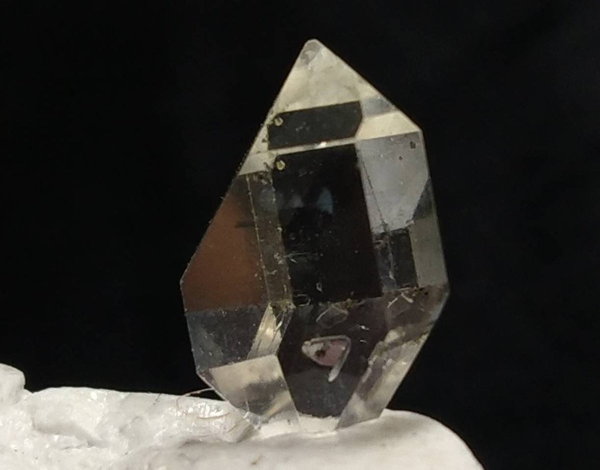 Herkimer Diamond Quartz Crystal, Untreated (0.9 gram)