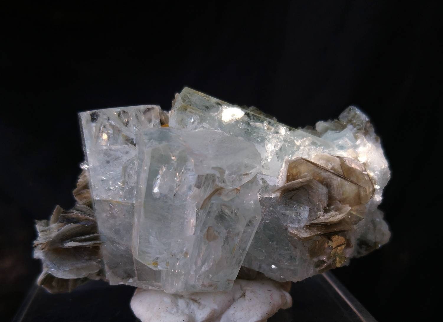 ARSAA GEMS AND MINERALSNatural top quality beautiful 89.8 grams aquamarine with moscovite terminated cluster - Premium  from ARSAA GEMS AND MINERALS - Just $140.00! Shop now at ARSAA GEMS AND MINERALS