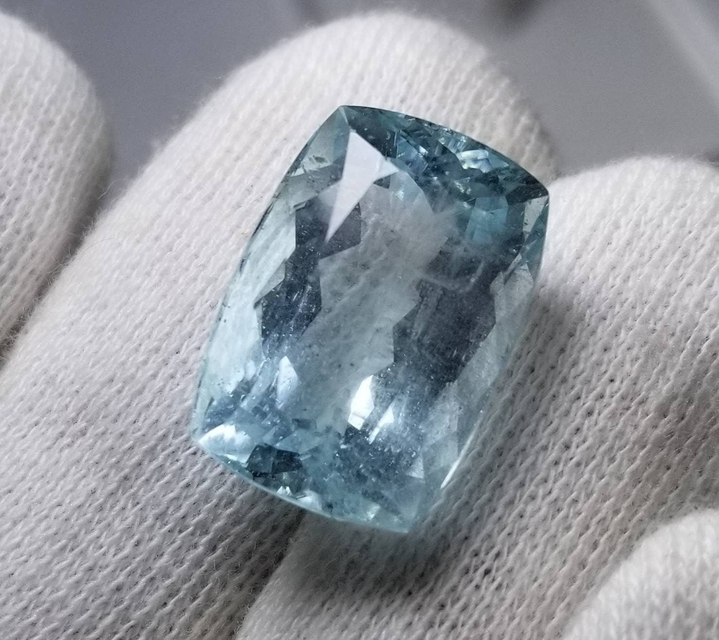 ARSAA GEMS AND MINERALSNatural top quality 21 carats beautiful faceted Aquamarine gem - Premium  from ARSAA GEMS AND MINERALS - Just $180.00! Shop now at ARSAA GEMS AND MINERALS