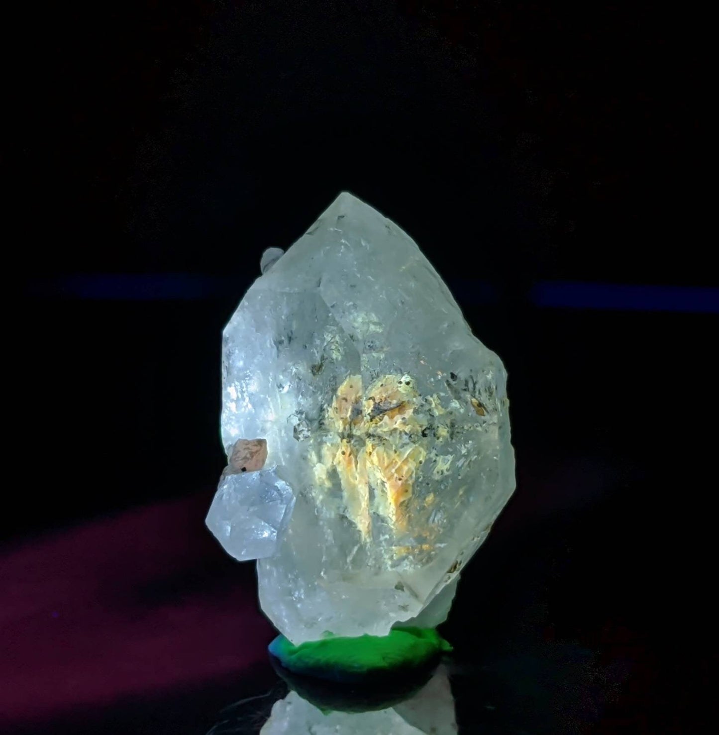 ARSAA GEMS AND MINERALSAesthetic fine quality beautiful terminated UV reactive petroleum quartz crystal from Balochistan Pakistan, weight 7.8 grams - Premium  from ARSAA GEMS AND MINERALS - Just $120.00! Shop now at ARSAA GEMS AND MINERALS