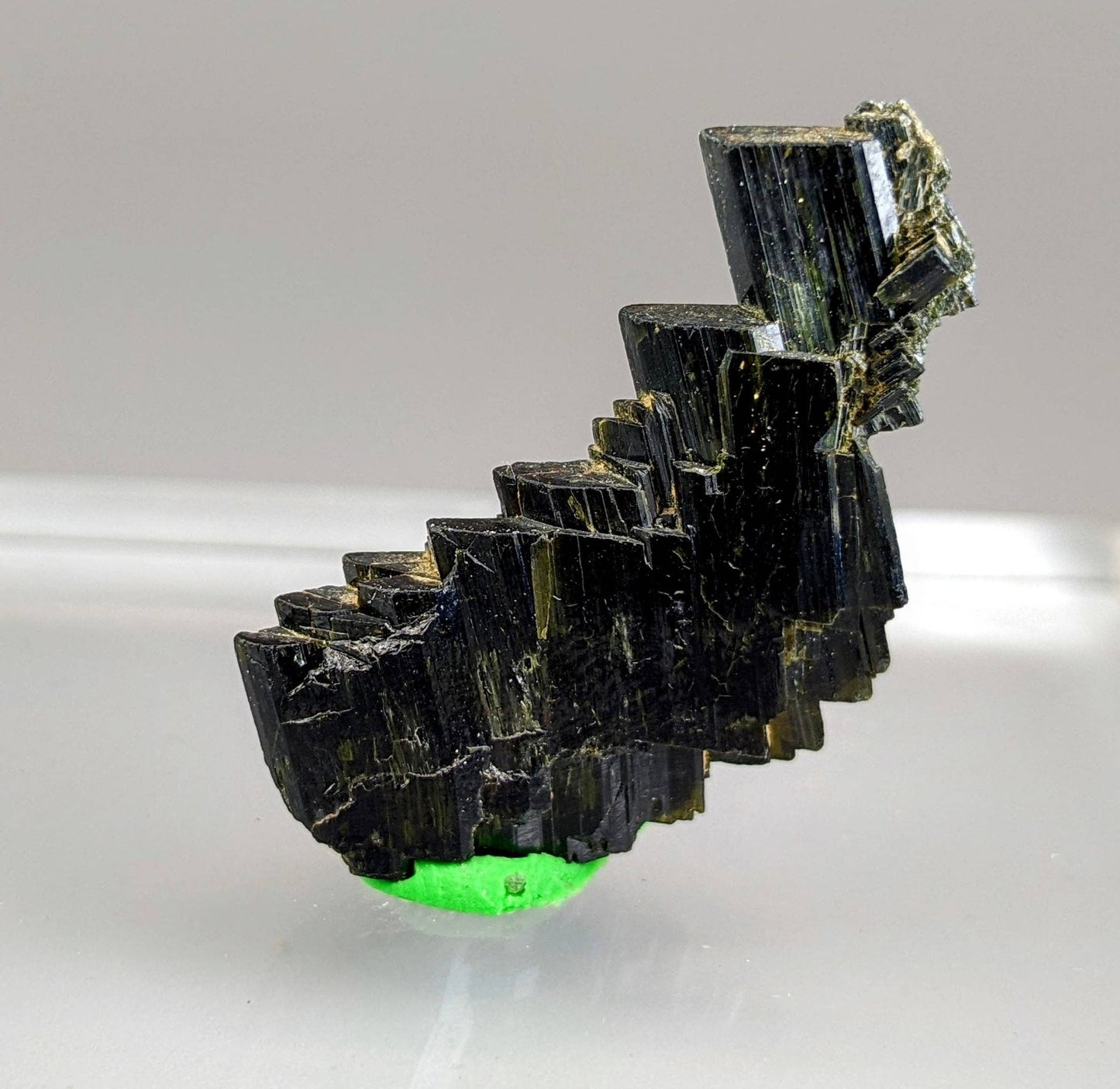 ARSAA GEMS AND MINERALSNatural aesthetic step formation terminated aegirine crystal from Pakistan, weight: 2.9 grams - Premium from ARSAA GEMS AND MINERALS - Just $40.00! Shop now at ARSAA GEMS AND MINERALS