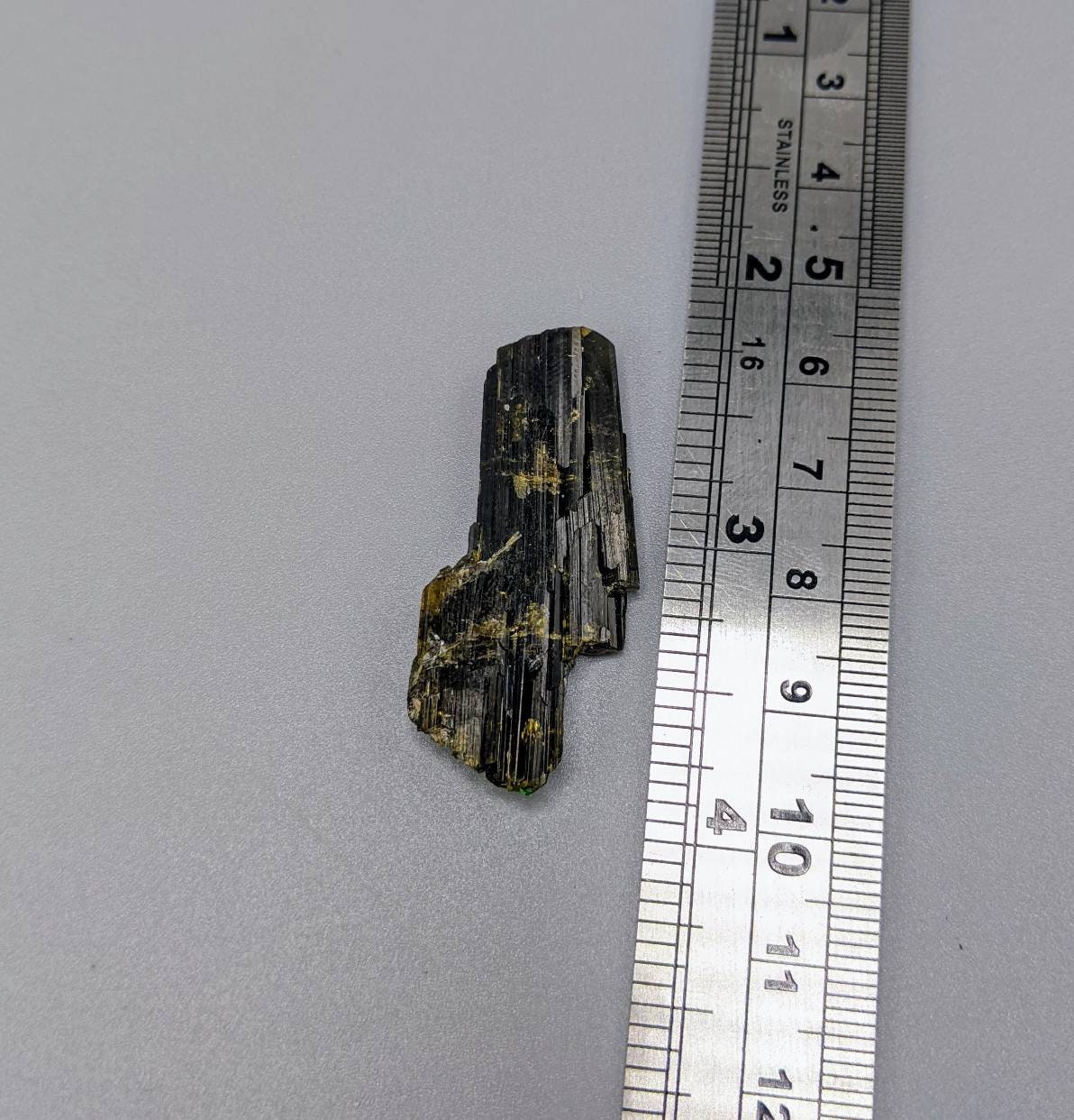 ARSAA GEMS AND MINERALSNatural fine quality beautiful 6.1 gram terminated faden green epidote crystal with wonderful structure - Premium  from ARSAA GEMS AND MINERALS - Just $25.00! Shop now at ARSAA GEMS AND MINERALS