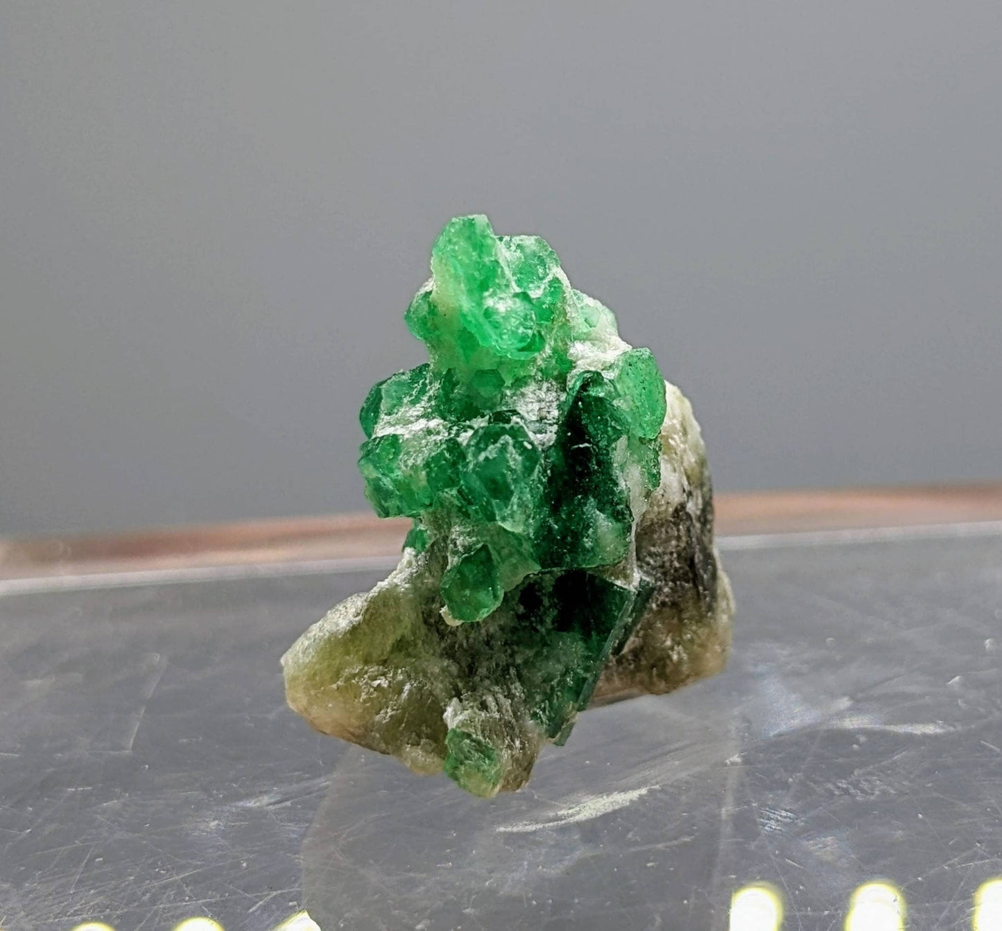 ARSAA GEMS AND MINERALSEmerald cluster green natural 8.6 grams terminated from Swat Pakistan - Premium from ARSAA GEMS AND MINERALS - Just $150.00! Shop now at ARSAA GEMS AND MINERALS
