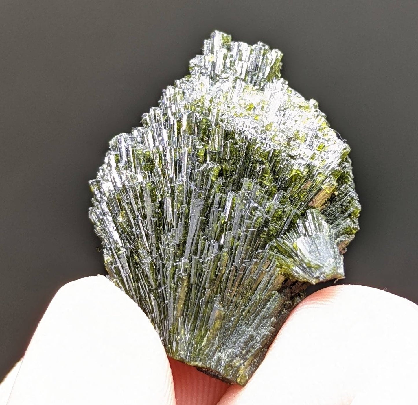 ARSAA GEMS AND MINERALSGrreen spray epidote crystal from Balochistan Pakistan, weight 9.1 grams - Premium from ARSAA GEMS AND MINERALS - Just $25.00! Shop now at ARSAA GEMS AND MINERALS