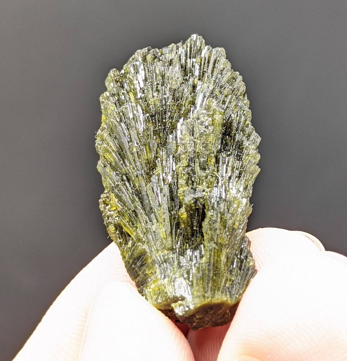 ARSAA GEMS AND MINERALSNatural green spray epidote crystal from Balochistan Pakistan, weight 14.1 grams - Premium  from ARSAA GEMS AND MINERALS - Just $25.00! Shop now at ARSAA GEMS AND MINERALS