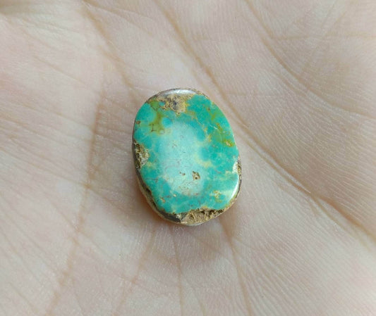 Natural Turquoise Cabochon, 9.5 Carats, Oval Shape