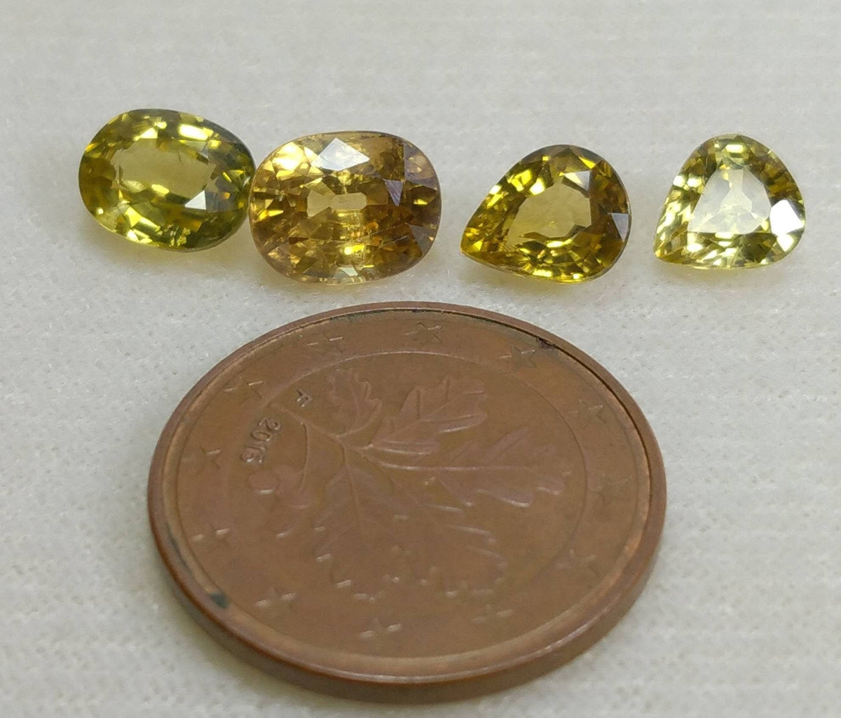 9.5 Carat Zircon Gem Set, VV Clarity, Faceted