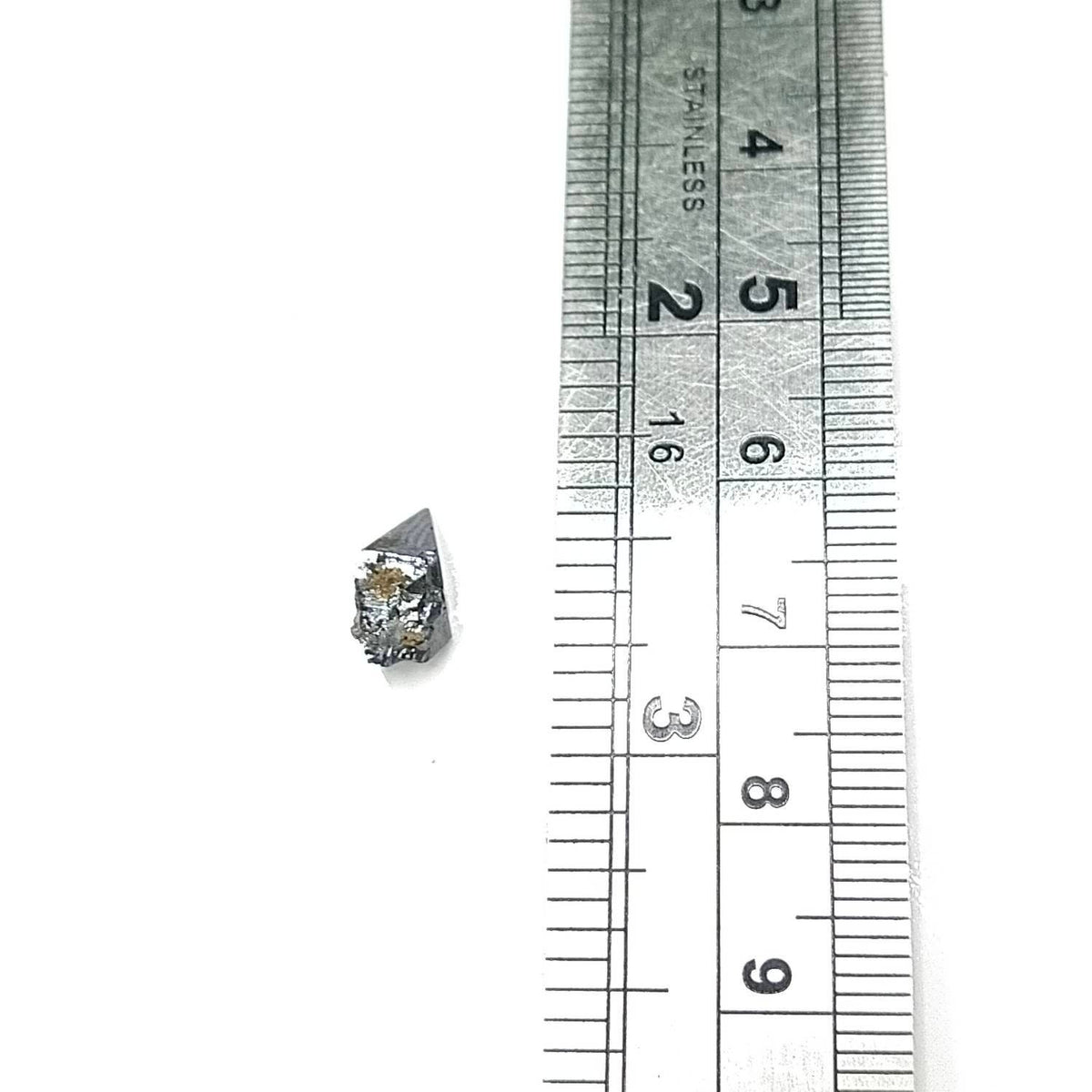 Rare single anatas crystal from Balochistan Pakistan , weight 0.4 gram