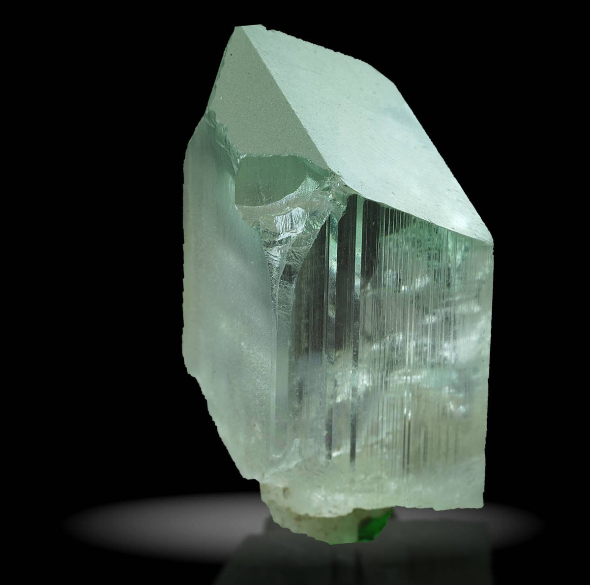 Gem Kunzite Crystal, Lustrous Light Green Spodumene from Afghanistan (22.1 grams)