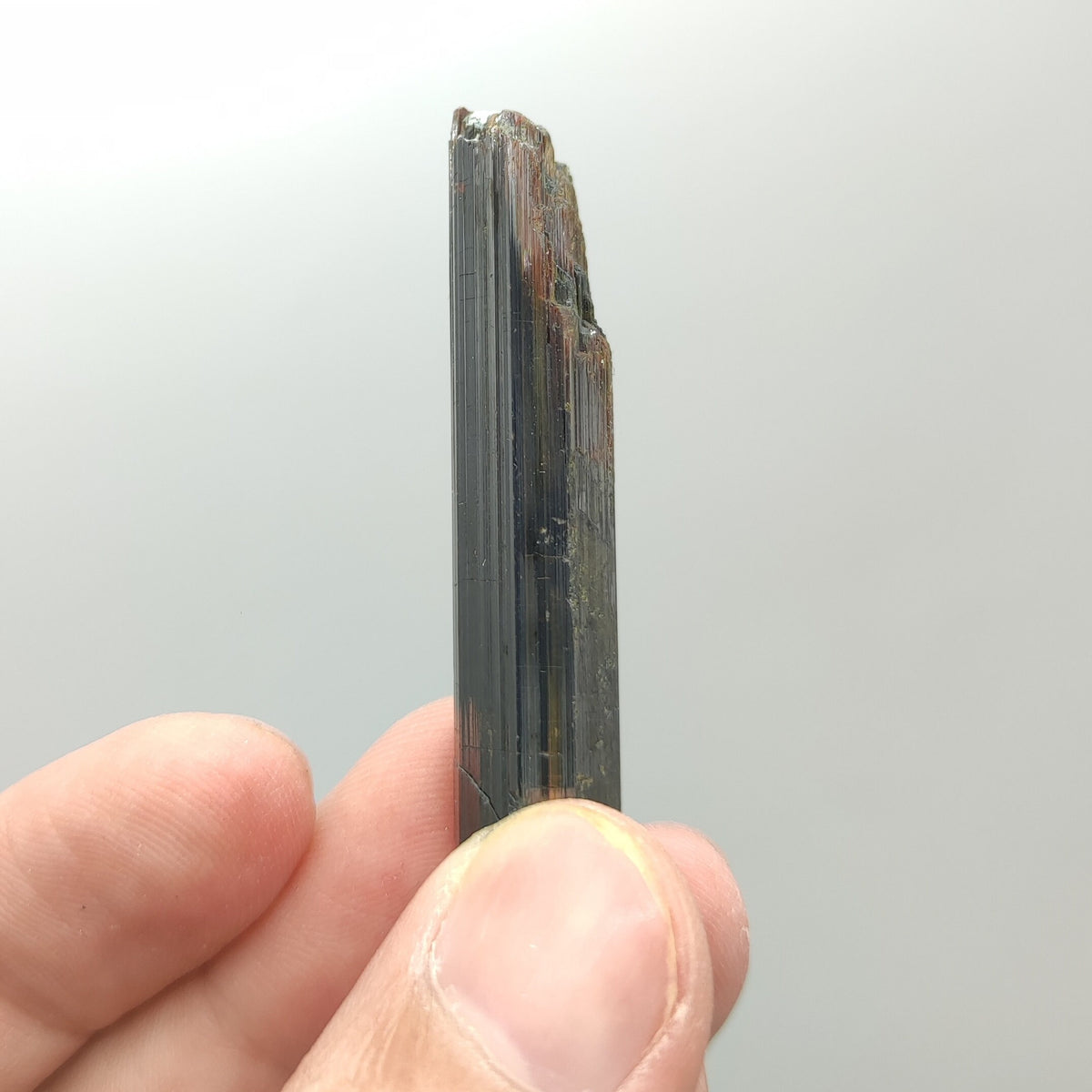 Single Rutile Crystal |Loose Rutile Crystal | Rutile var TiO2 Crystal | Red Rutile |Long prismatic Rutile Crystal from Pakistan| 14.2 grams
