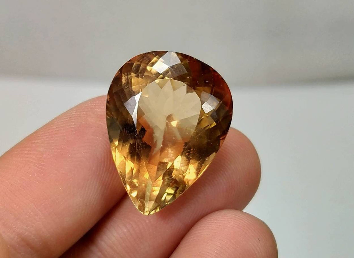 32 Carat Pear Shape Faceted Topaz Gemstone