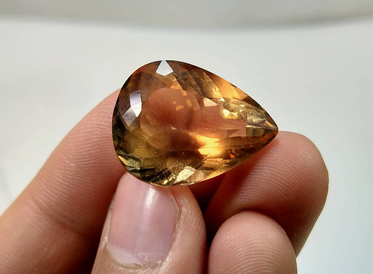 32 Carat Pear Shape Faceted Topaz Gemstone