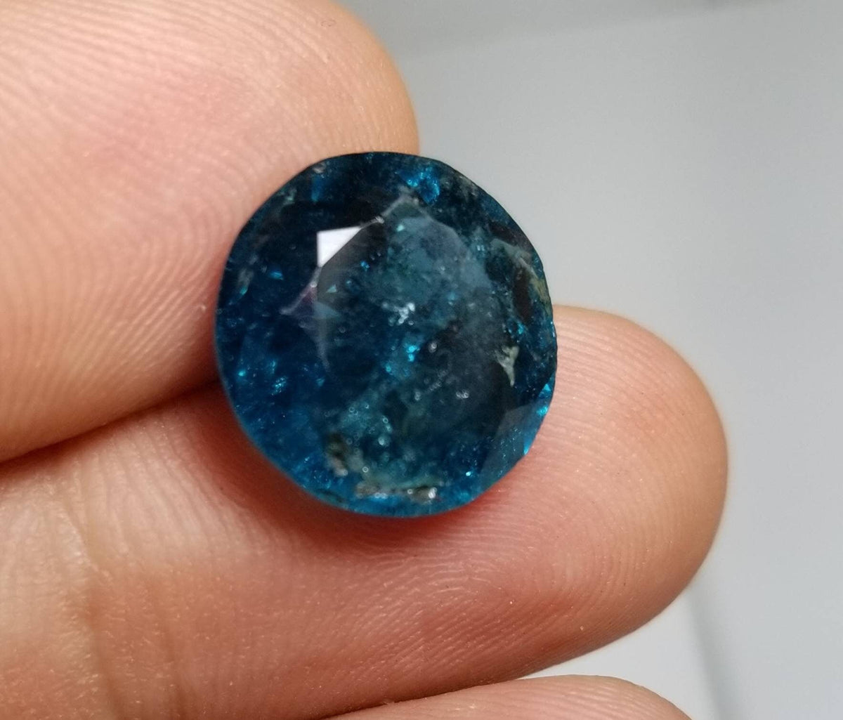 Natural ring size blue tourmaline facted gems