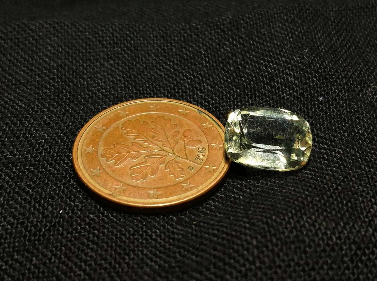 Natural rare fine quality light yellow 4.5 carats gemmy Orthoclase var. feldspar faceted gem