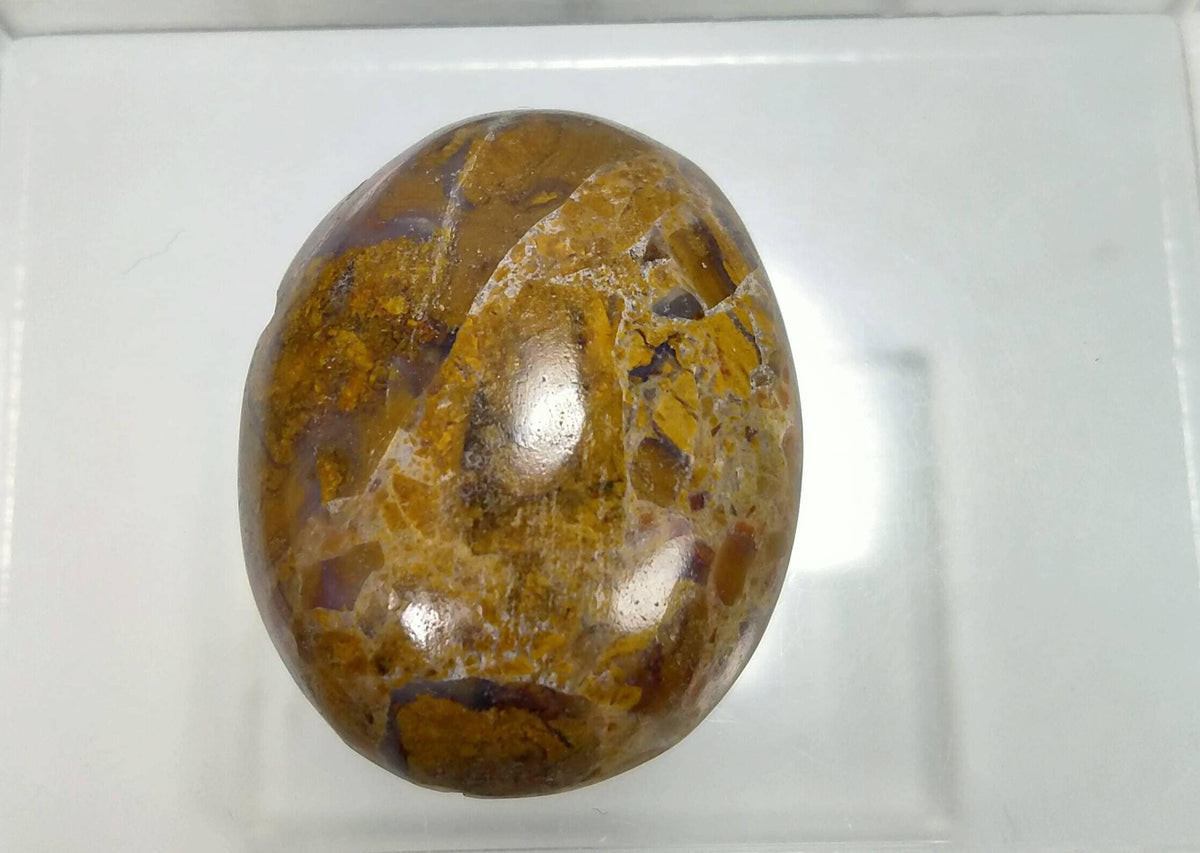 Natural Jasper Cabochon, Untreated Stone (33x25x11.3 mm, 74 carats)