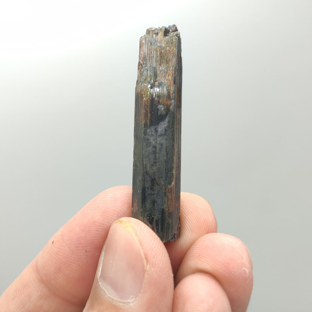 Single Rutile Crystal |Loose Rutile Crystal | Rutile var TiO2 Crystal | Red Rutile |Long prismatic Rutile Crystal from Pakistan| 14.2 grams
