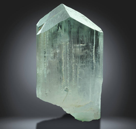 Spodumene var kunzite crystal clear gem quality lustrous from Laghman, Afghanistan, 13.8 grams