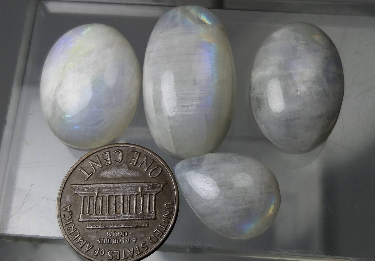 Natural good quality ring sizes moonstone cabochons