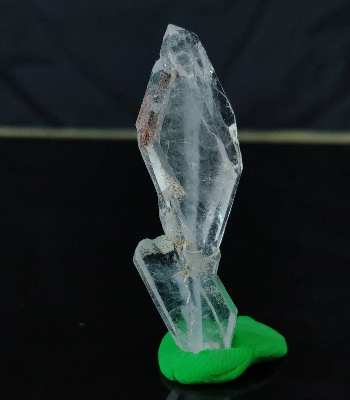 Clear Faden Quartz Crystal, Balochistan Pakistan (5.1 grams)