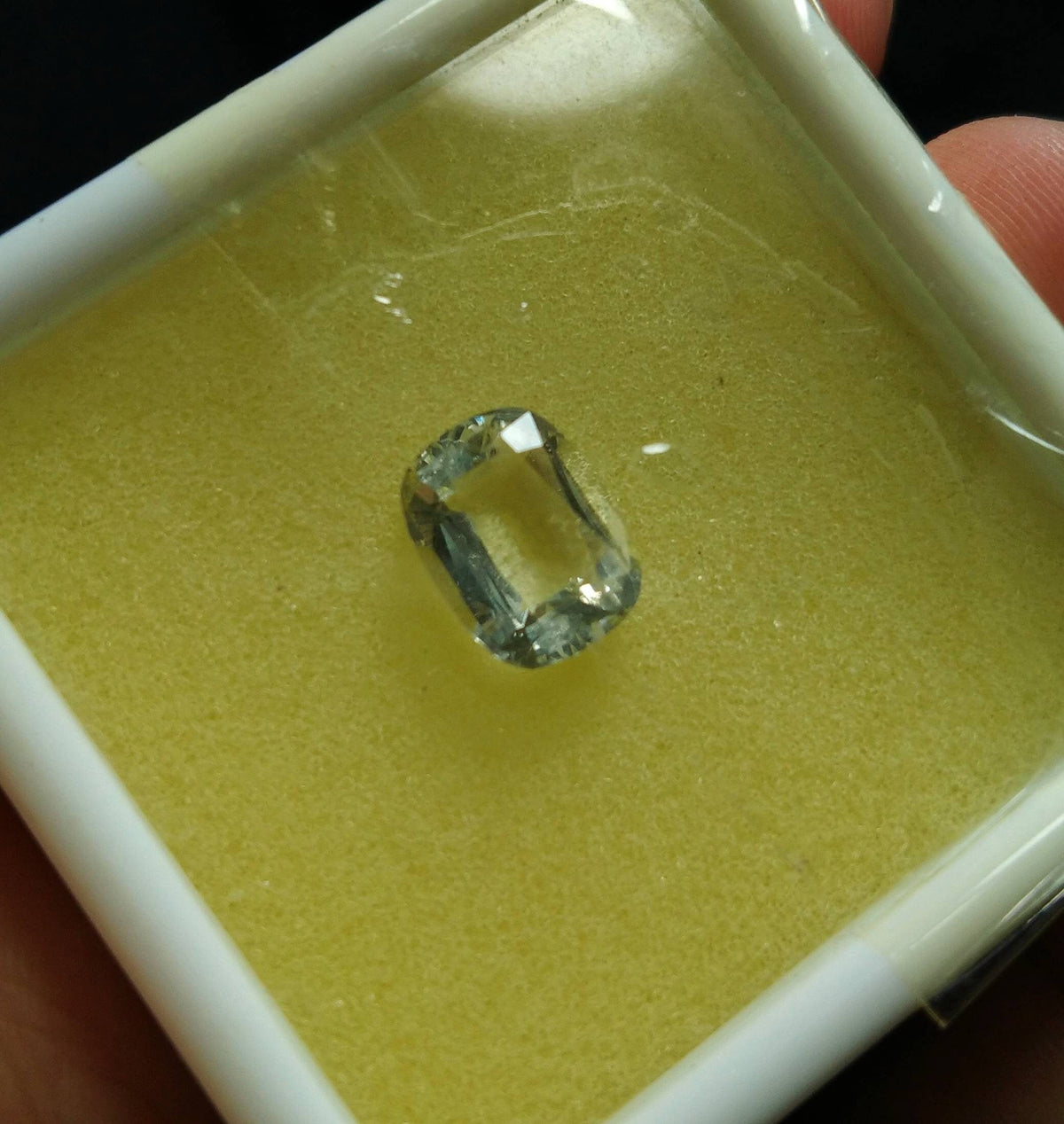 Natural rare fine quality light yellow 4.5 carats gemmy Orthoclase var. feldspar faceted gem