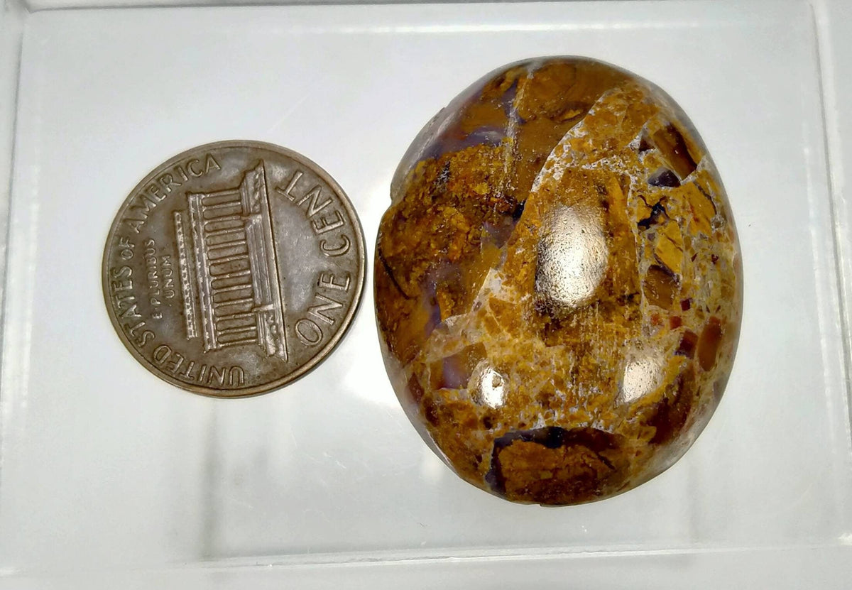 Natural Jasper Cabochon, Untreated Stone (33x25x11.3 mm, 74 carats)