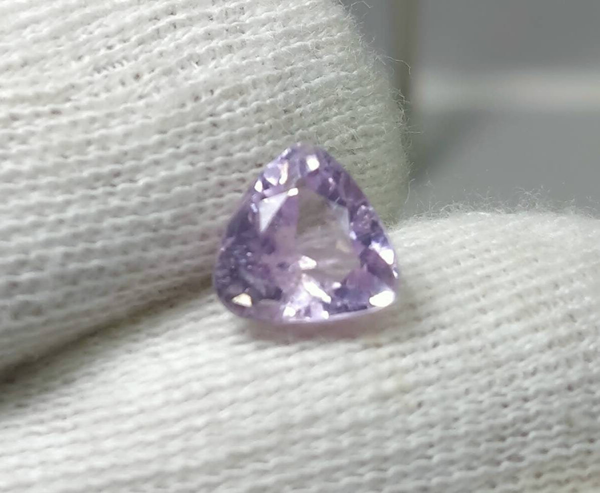 Natural good quality ring size faceted kunzite gems
