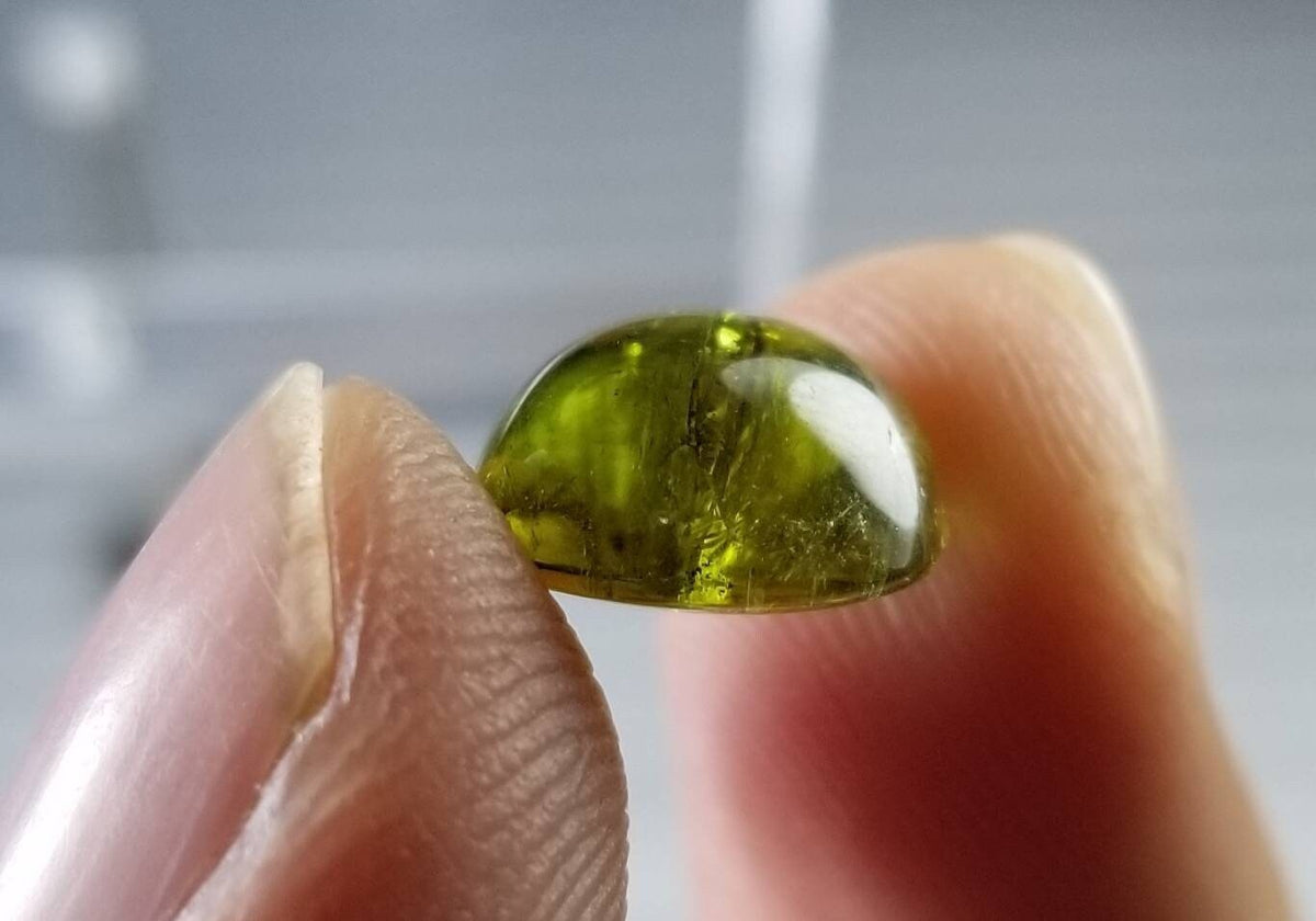 Natural good quality ring size faceted green  tourmaline cabochon