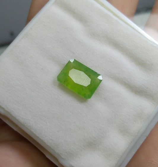 7 Carat Radiant Cut Green Garnet Gemstone