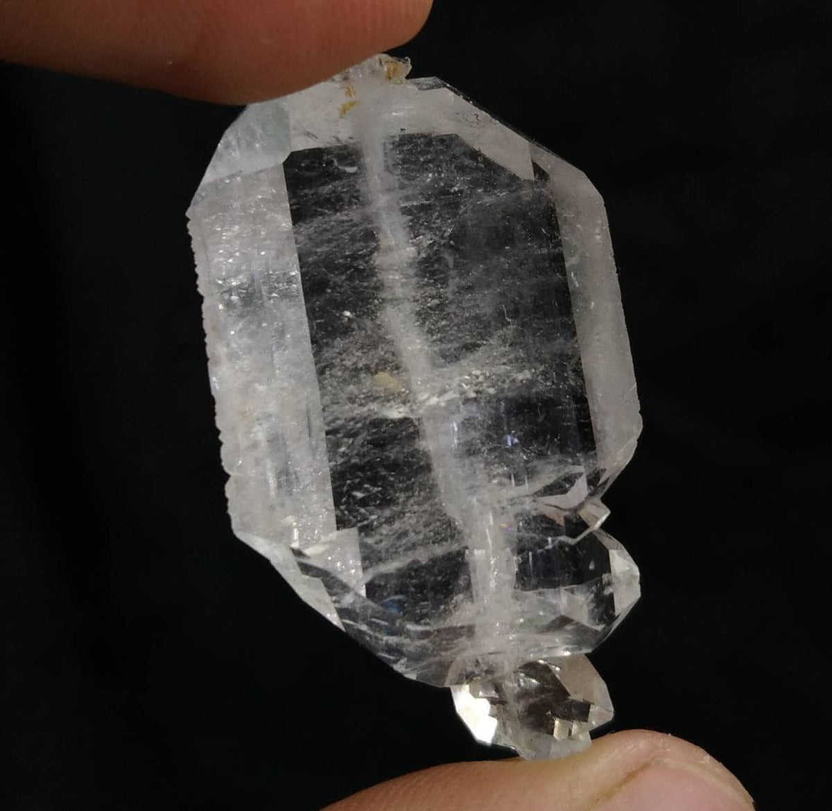 Clear Faden Quartz Crystal, Balochistan Pakistan (9.9 grams)