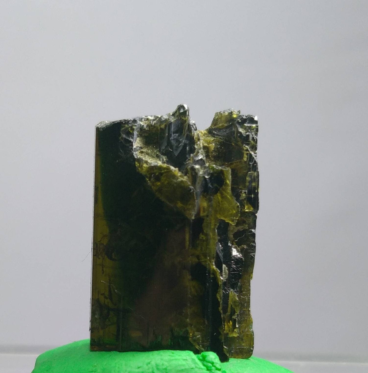 Etched Pleochroic Epidote Crystal, Gandao Hill, Pakistan (7 gram)