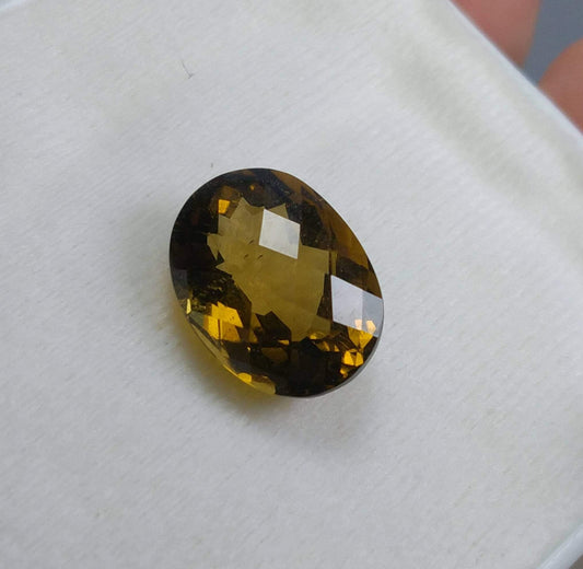 10.5 Carat Faceted Citrine Gem, Checkerboard Cut