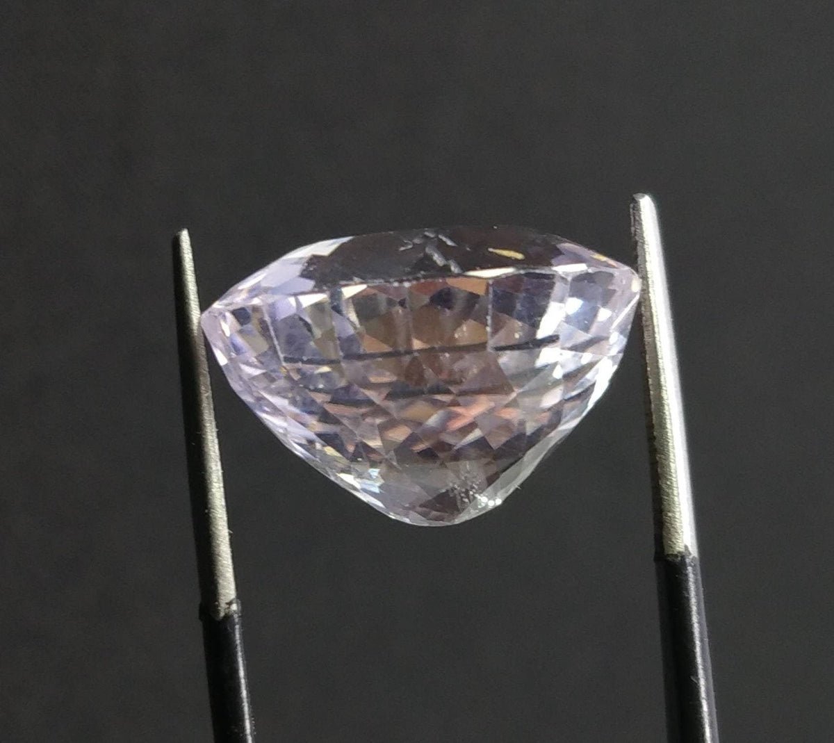 Oval Faceted Kunzite Gem, 21 Carats