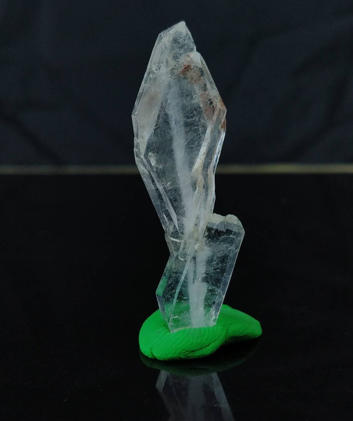 Clear Faden Quartz Crystal, Balochistan Pakistan (5.1 grams)