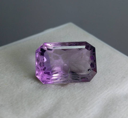 Faceted Light Purple Amethyst Gemstone, 18 Carats