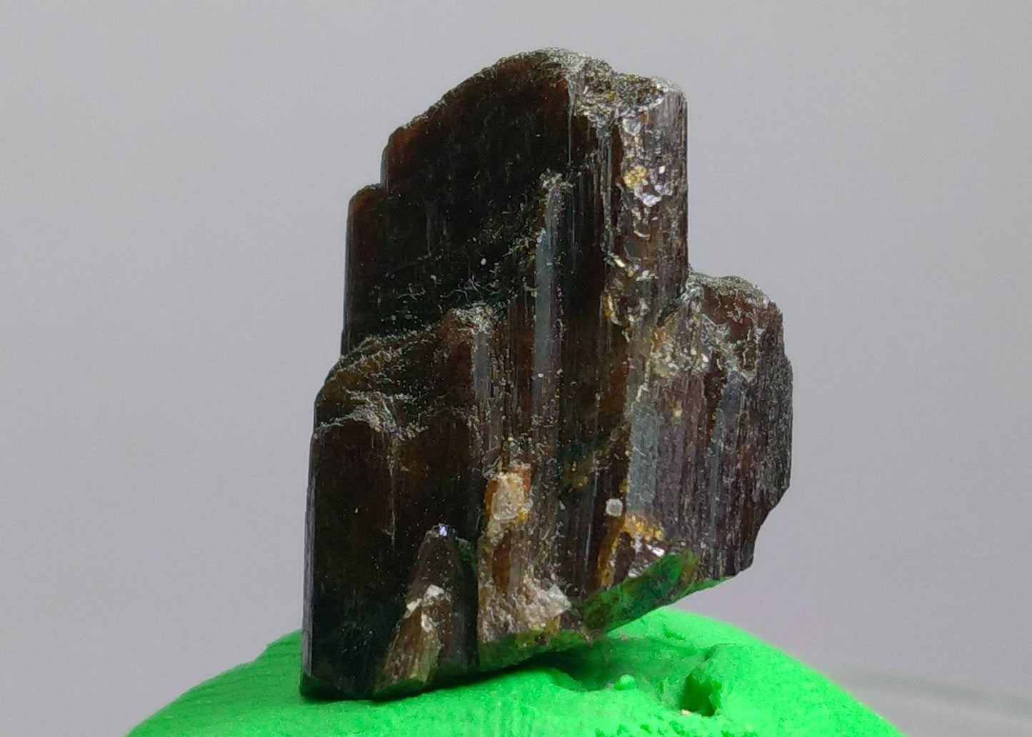 ARSAA GEMS AND MINERALSNatural top quality beautiful 5.3 grams terminated pattern structure Rutile crystal - Premium  from ARSAA GEMS AND MINERALS - Just $40.00! Shop now at ARSAA GEMS AND MINERALS