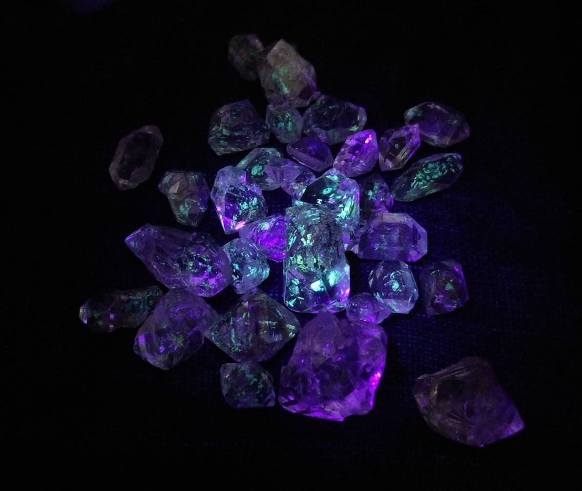 ARSAA GEMS AND MINERALSNatural top quality beautiful 15 grams double terminated small lot of petroleum Quartz crystals - Premium  from ARSAA GEMS AND MINERALS - Just $90.00! Shop now at ARSAA GEMS AND MINERALS