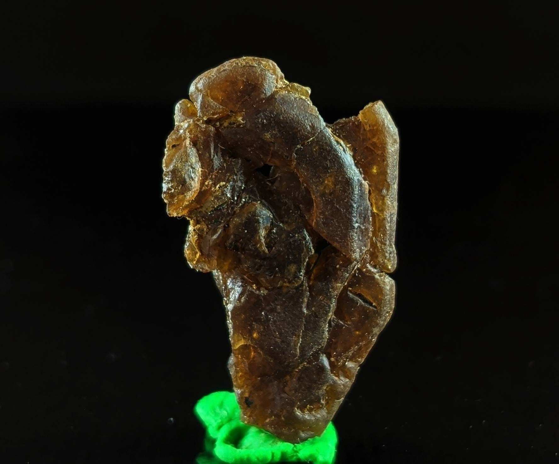 ARSAA GEMS AND MINERALSBastnaesite rare rough Natural 3.6 grams crystal from zagi mountain KP Pakistan - Premium  from ARSAA GEMS AND MINERALS - Just $15.00! Shop now at ARSAA GEMS AND MINERALS