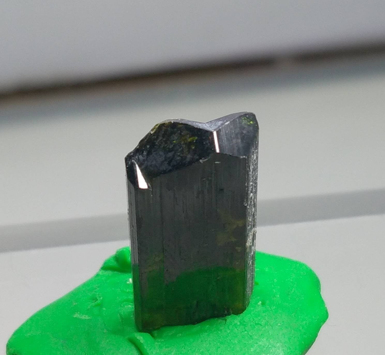 ARSAA GEMS AND MINERALSNatural clear aesthetic 2.9 gram Beautiful perfectly terminated etched pleochroic epidote crystal - Premium  from ARSAA GEMS AND MINERALS - Just $20.00! Shop now at ARSAA GEMS AND MINERALS