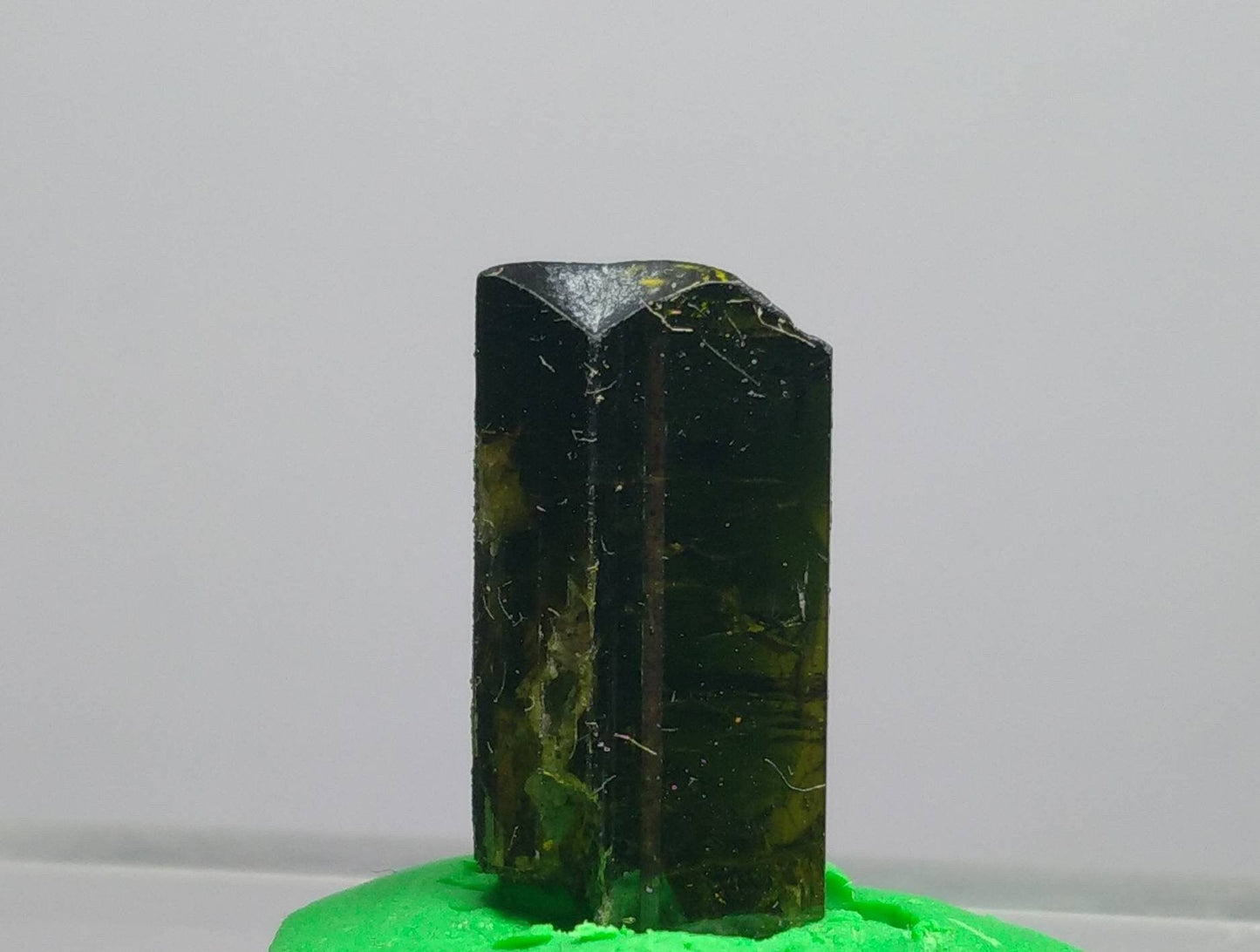 ARSAA GEMS AND MINERALSNatural clear aesthetic 2.9 gram Beautiful perfectly terminated etched pleochroic epidote crystal - Premium  from ARSAA GEMS AND MINERALS - Just $20.00! Shop now at ARSAA GEMS AND MINERALS