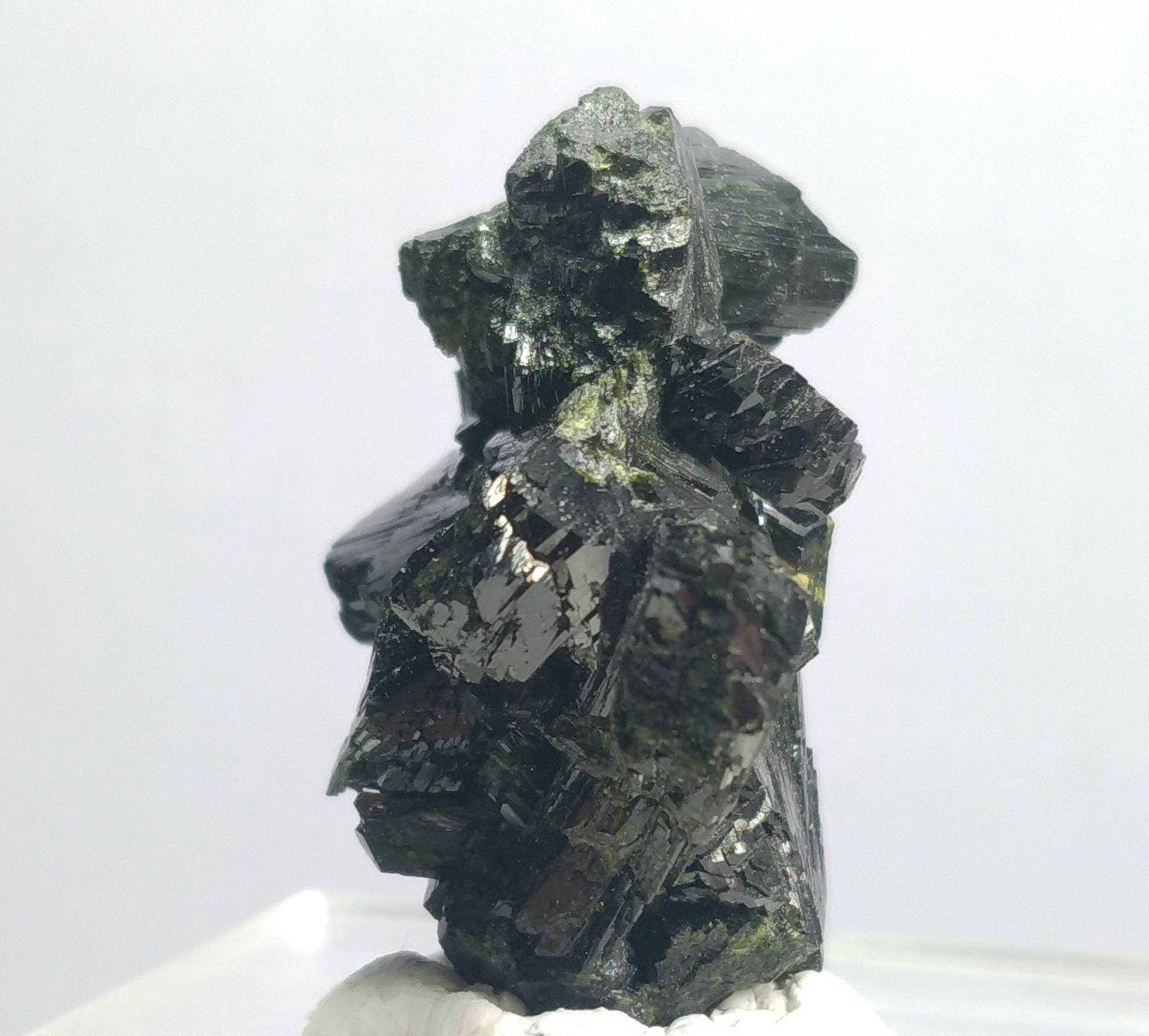 ARSAA GEMS AND MINERALSNatural top quality beautiful 19.7 grams rare bow tie epidote cluster - Premium  from ARSAA GEMS AND MINERALS - Just $45.00! Shop now at ARSAA GEMS AND MINERALS