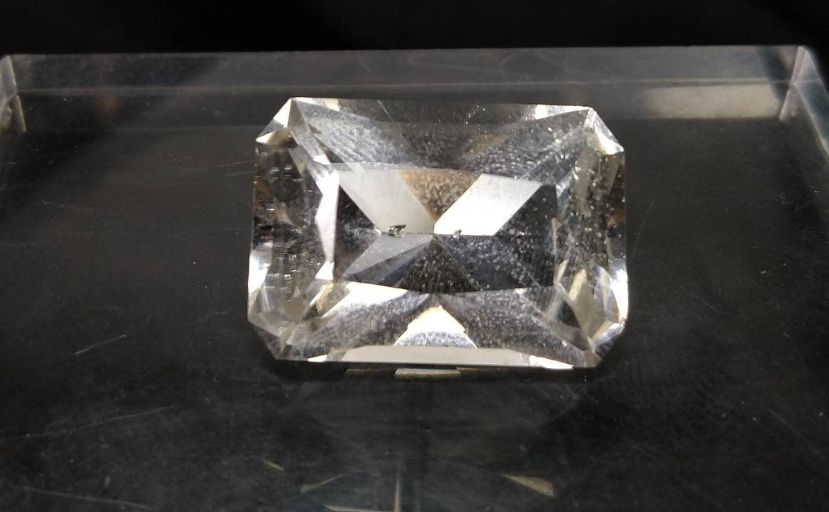 ARSAA GEMS AND MINERALSNatural top quality faceted 27 carats beautiful quartz gem - Premium  from ARSAA GEMS AND MINERALS - Just $30.00! Shop now at ARSAA GEMS AND MINERALS