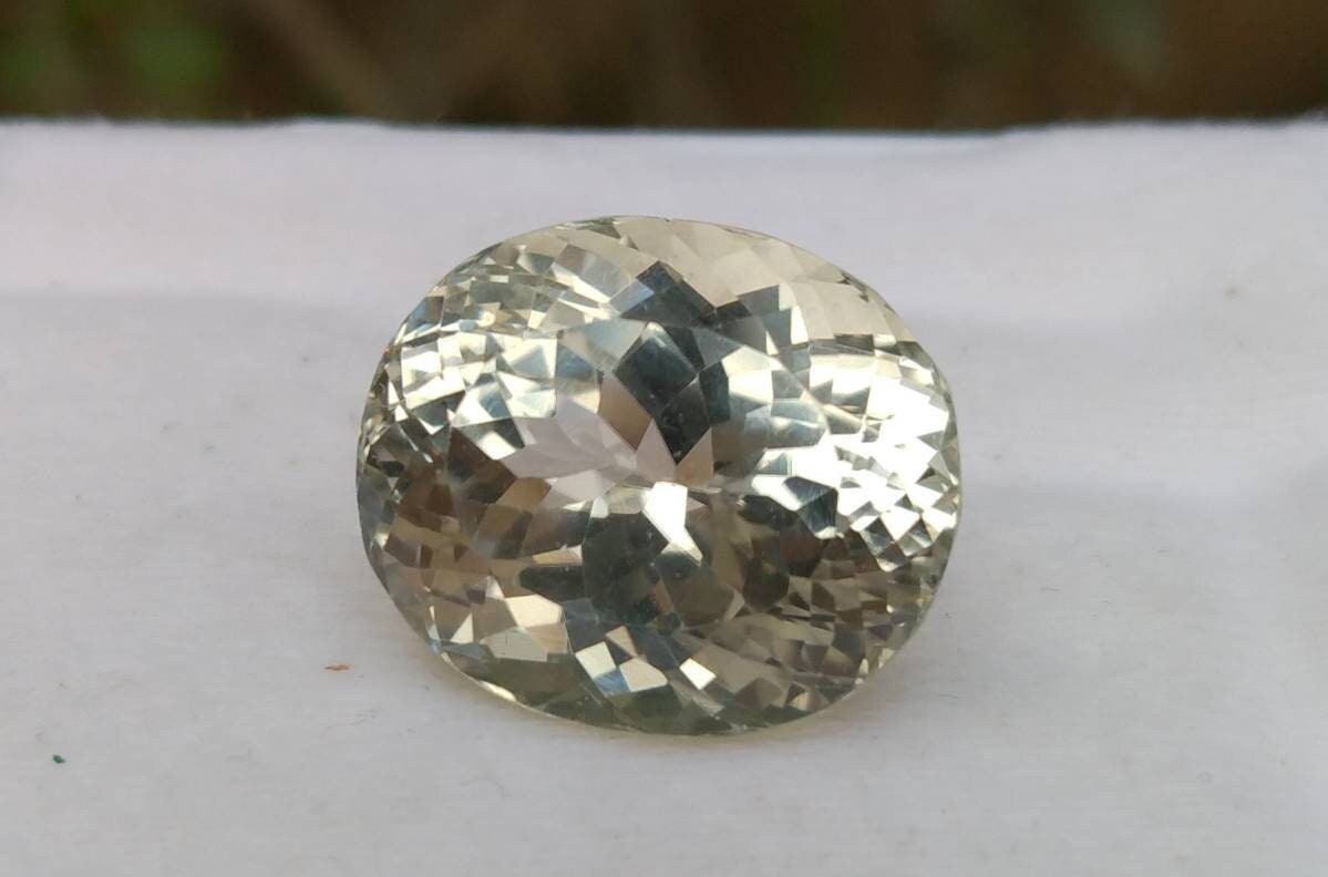 ARSAA GEMS AND MINERALSNatural fine quality beautiful 28.5 carats VV clarity faceted oval cut shape kunzite gem - Premium  from ARSAA GEMS AND MINERALS - Just $72.00! Shop now at ARSAA GEMS AND MINERALS