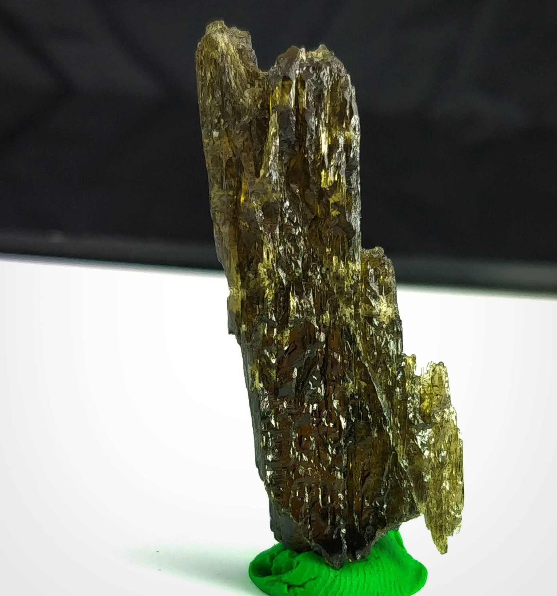 ARSAA GEMS AND MINERALSNatural fine quality beautiful 11.9 gram terminated etched green dichroic epidote crystal with wonderful structure - Premium  from ARSAA GEMS AND MINERALS - Just $40.00! Shop now at ARSAA GEMS AND MINERALS
