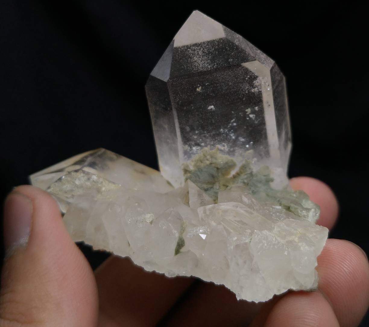 ARSAA GEMS AND MINERALSNatural aesthetic 68 grams clear terminated fine quality quartz crystal - Premium  from ARSAA GEMS AND MINERALS - Just $30.00! Shop now at ARSAA GEMS AND MINERALS