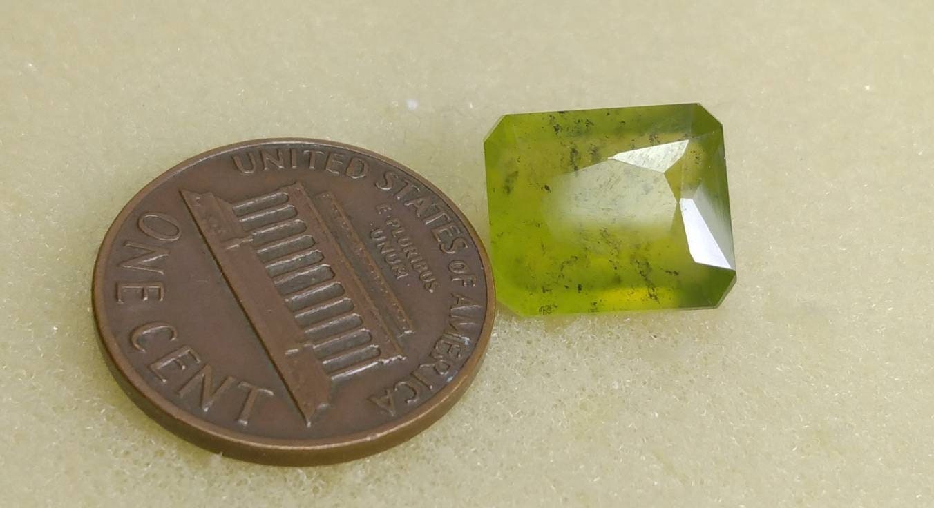 ARSAA GEMS AND MINERALSNatural good quality beautiful 7 carat radiant shape Faceted hydrograssular green garnet gem - Premium  from ARSAA GEMS AND MINERALS - Just $15.00! Shop now at ARSAA GEMS AND MINERALS