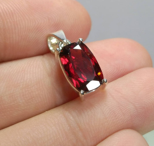ARSAA GEMS AND MINERALSNatural fine quality beautiful VV Clarity radiant shape red rhodolite garnet sterling silver pendant - Premium  from ARSAA GEMS AND MINERALS - Just $40.00! Shop now at ARSAA GEMS AND MINERALS
