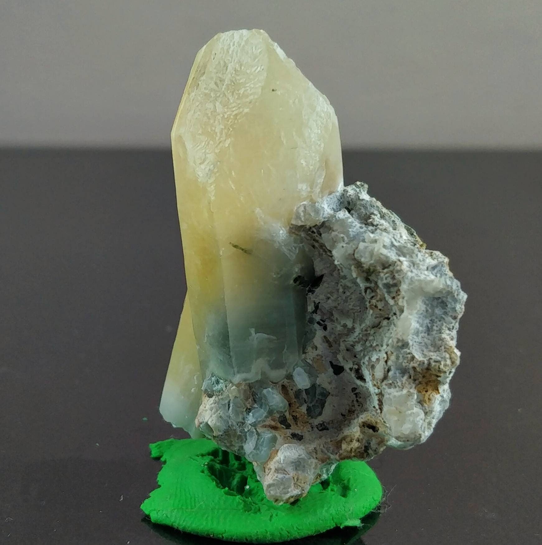 ARSAA GEMS AND MINERALSBonequartz or amphibol quartz crystal from Balochistan Pakistan, Terminated Fine quality beautiful, weigh 32.9 grams - Premium  from ARSAA GEMS AND MINERALS - Just $25.00! Shop now at ARSAA GEMS AND MINERALS