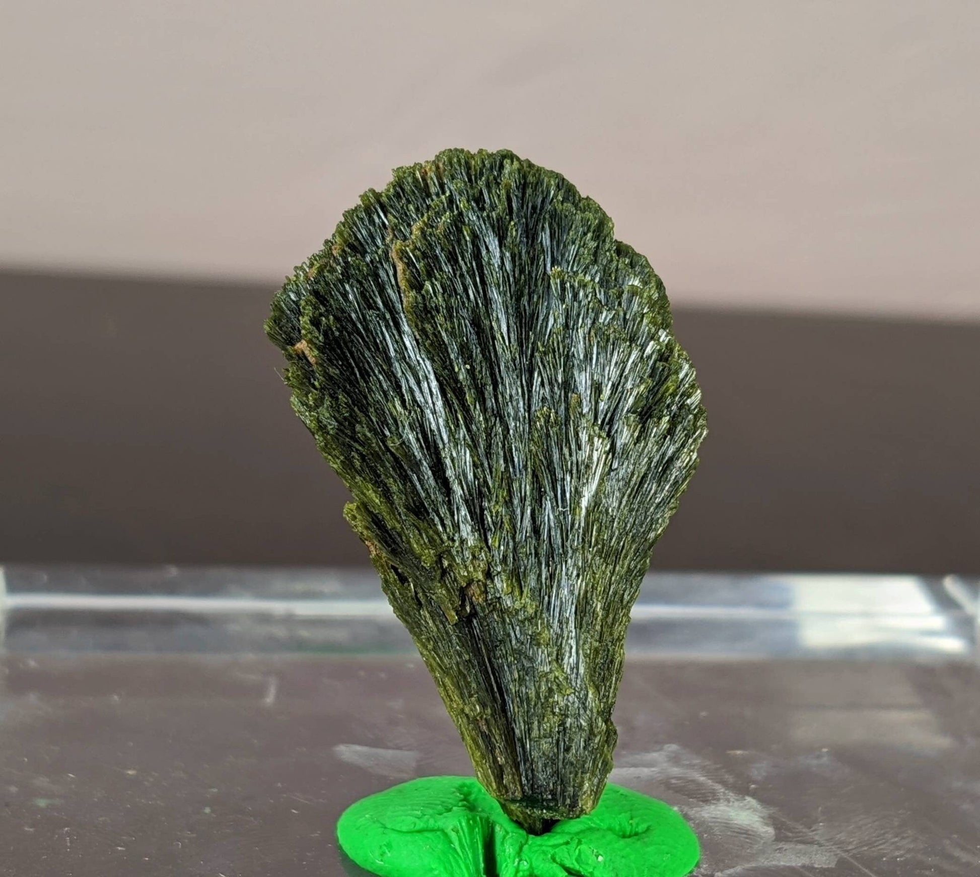 ARSAA GEMS AND MINERALSNatural green spray epidote crystal from Balochistan Pakistan, weight 7.7 grams - Premium  from ARSAA GEMS AND MINERALS - Just $25.00! Shop now at ARSAA GEMS AND MINERALS