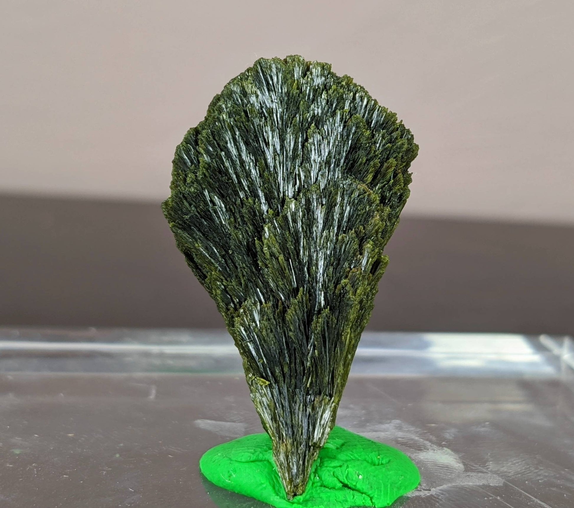 ARSAA GEMS AND MINERALSNatural green spray epidote crystal from Balochistan Pakistan, weight 7.7 grams - Premium  from ARSAA GEMS AND MINERALS - Just $25.00! Shop now at ARSAA GEMS AND MINERALS
