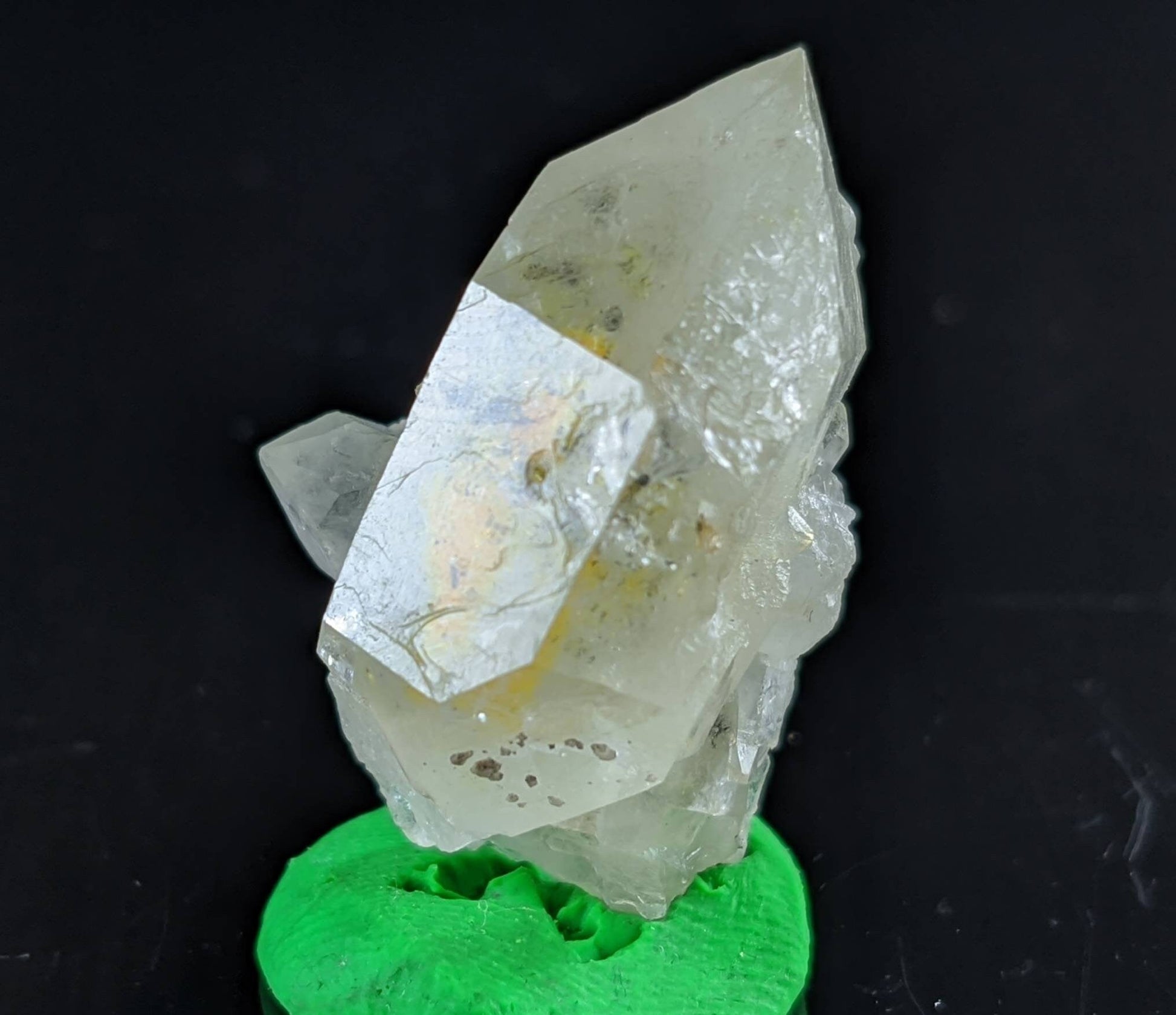 ARSAA GEMS AND MINERALSAesthetic fine quality beautiful terminated UV reactive petroleum quartz crystal from Balochistan Pakistan, weight 7.8 grams - Premium  from ARSAA GEMS AND MINERALS - Just $120.00! Shop now at ARSAA GEMS AND MINERALS